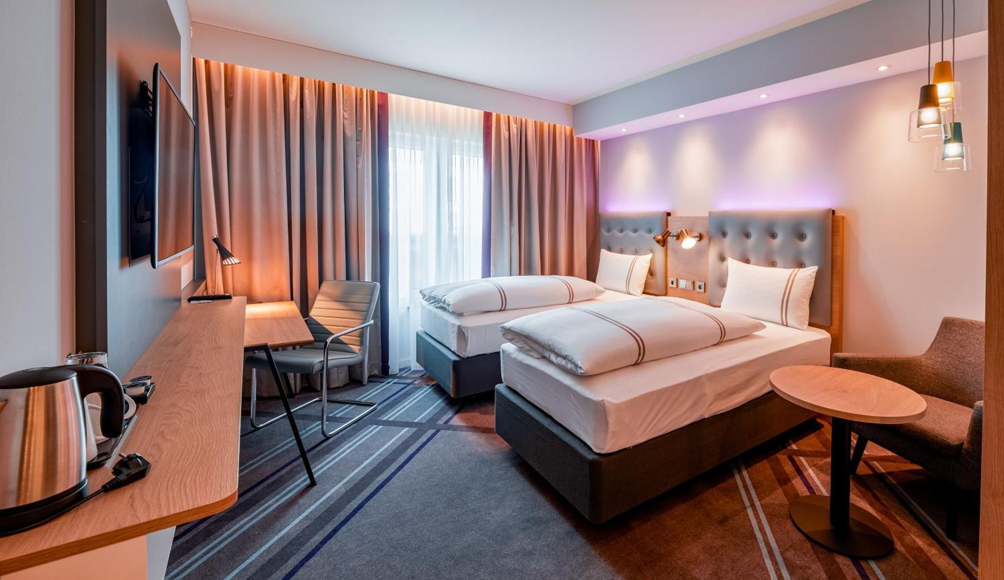 Premier Inn Muenchen Airport Sued Халбергмос Екстериор снимка