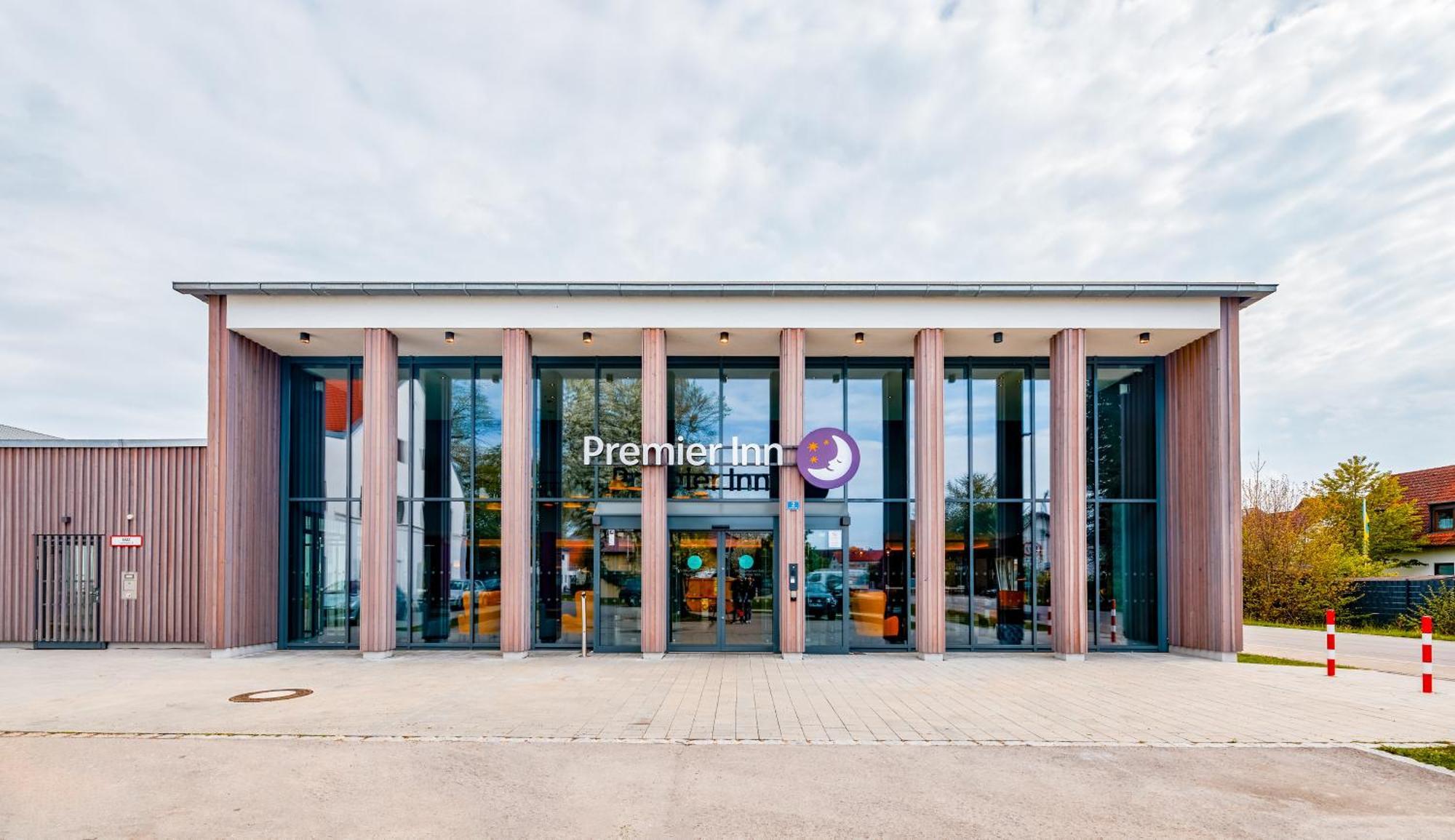 Premier Inn Muenchen Airport Sued Халбергмос Екстериор снимка