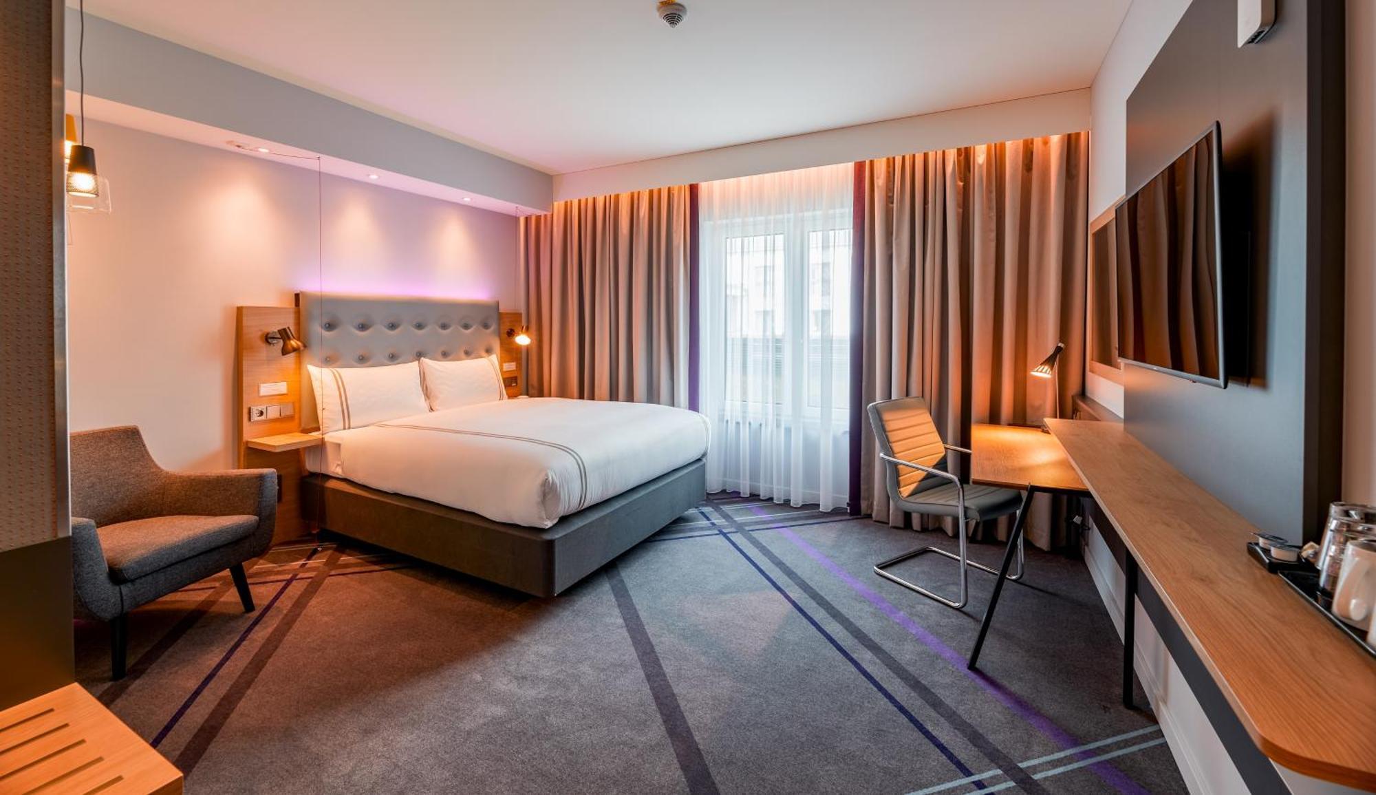 Premier Inn Muenchen Airport Sued Халбергмос Екстериор снимка