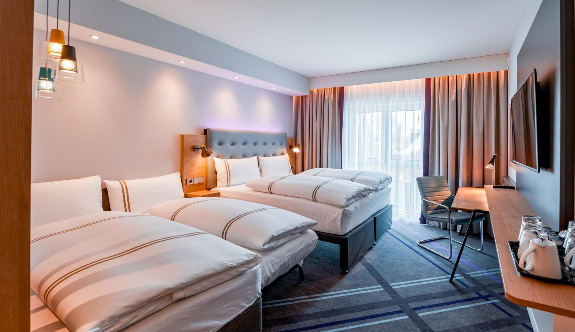Premier Inn Muenchen Airport Sued Халбергмос Екстериор снимка